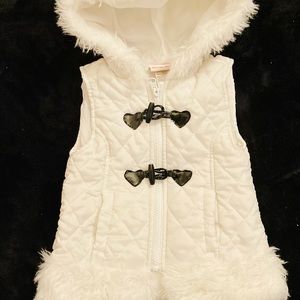 Bubble faux fur vest